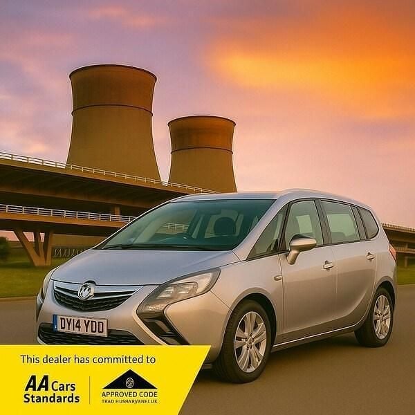 Grey Used 2014 Vauxhall Zafira SRi MPV | £2,990 (Fair price) - Image 1/3