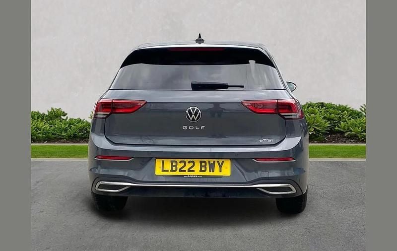 Used VW Golf VIII Active 128 HP (94 kW) 2022 Grey Hatchback