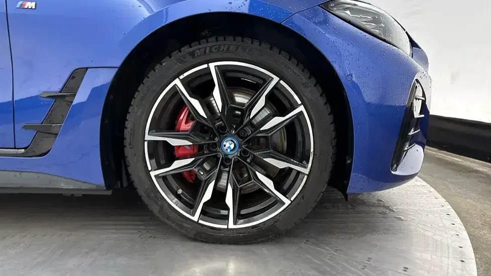 Used BMW i4 Shadowline 400 kW (544 HP) 2022 Blue Sedan