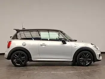 Used Mini Cooper S Sport 192 HP (141 kW) 2019 White Hatchback