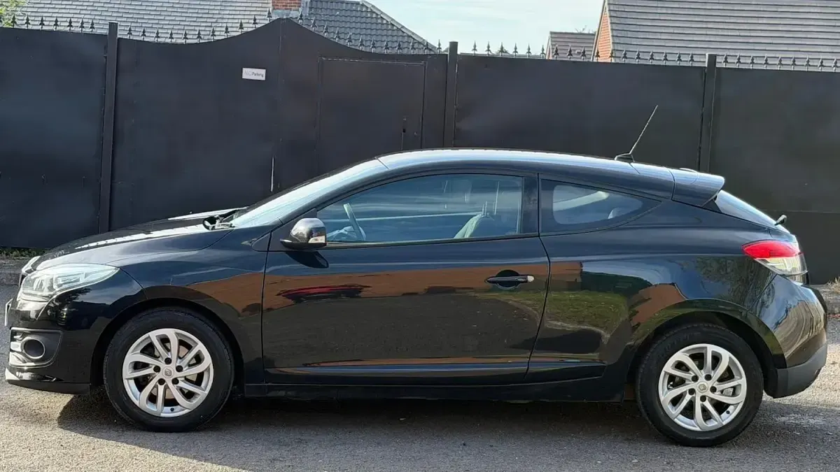 Used Renault Mégane Coupé Dynamique 2015 Black Coupe