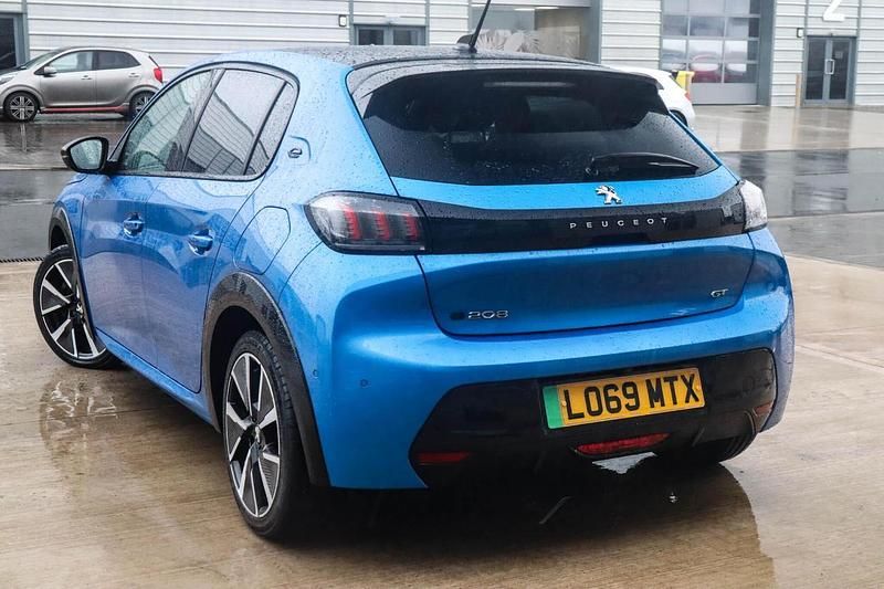 Used Peugeot e-208 GT 98 kW (134 HP) 2020 Blue Hatchback