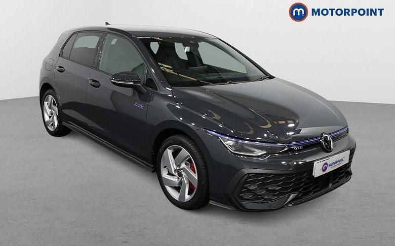 Used 2026 VW Golf VIII GTE Hatchback | £27,699 (Fair price) - Image 1/4