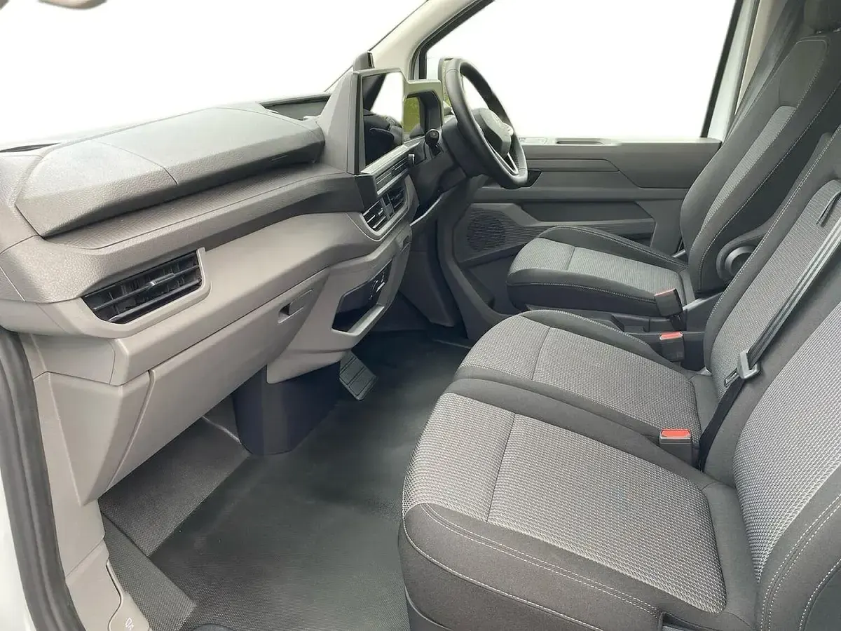 Used VW T7 100 kW (136 HP) 2026 White Van