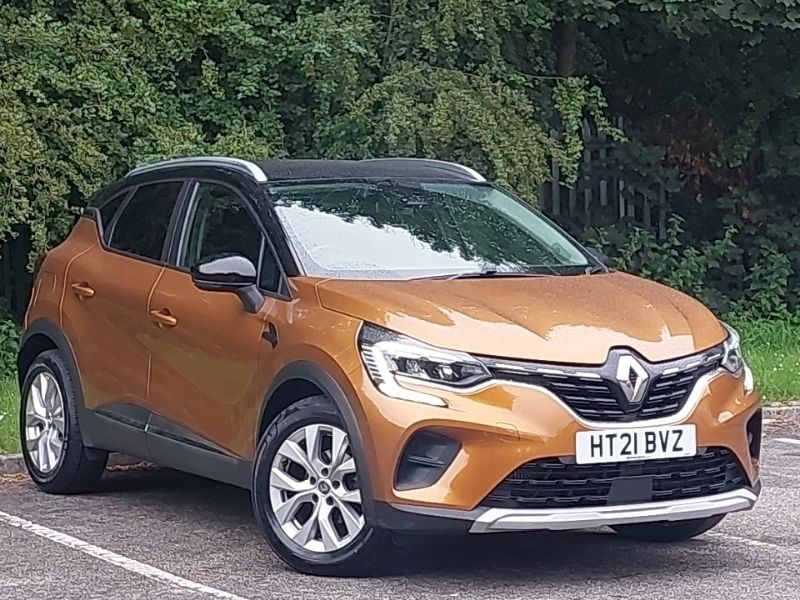 Orange Used 2021 Renault Captur Iconic SUV | £13,298 (Fair price) - Image 1/4