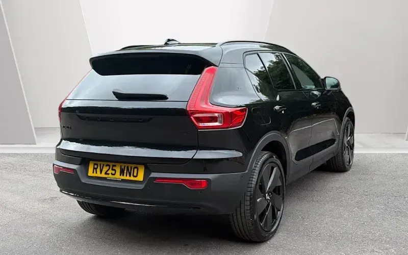 Used Volvo XC40 Ultra 163 HP (119 kW) 2026 SUV