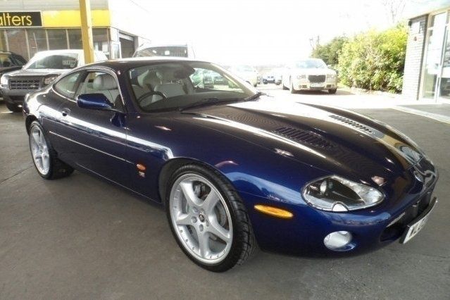Used Jaguar XKR 400 HP (294 kW) 2003 Coupe