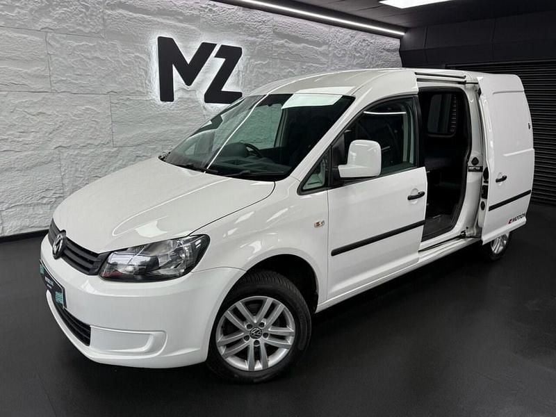Used VW Caddy 108 HP (79 kW) 2012 White MPV