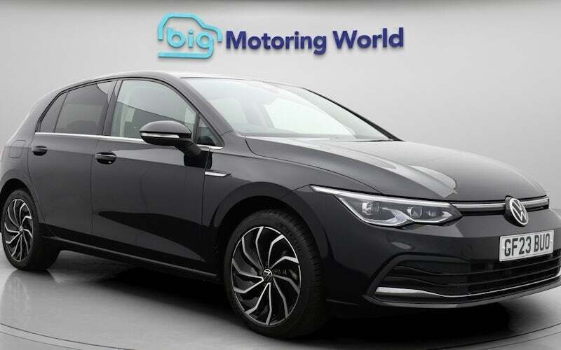 Used 2023 VW Golf VIII Edition Hatchback | £18,500 (Fair price) - Image 1/4