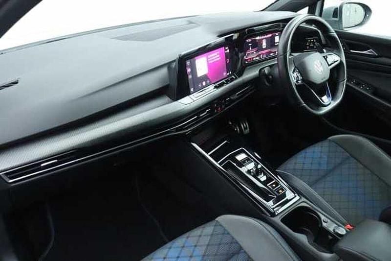 Used VW Golf VIII R 320 HP (235 kW) 2023 White Hatchback