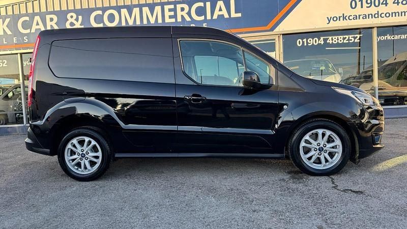 Used Ford Transit Connect Limited 120 HP (88 kW) 2021 Black MPV