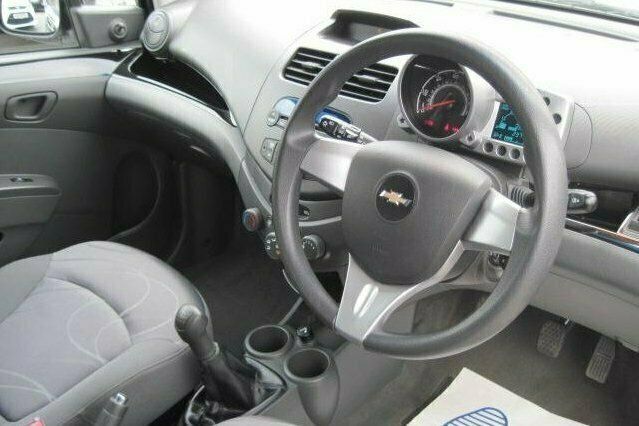 Used Chevrolet Spark 2011 Hatchback