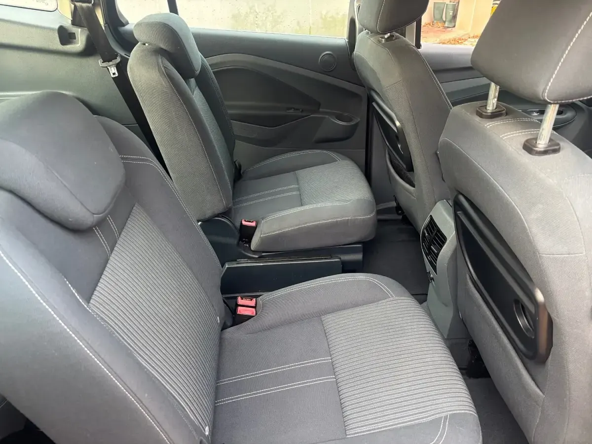 Used Ford Grand C-Max Titanium 125 HP (91 kW) 2011 Blue MPV