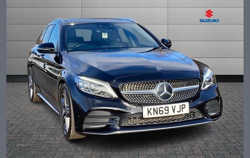 Used Mercedes C300 AMG Line Premium Plus 241 HP (177 kW) 2019 Black Estate