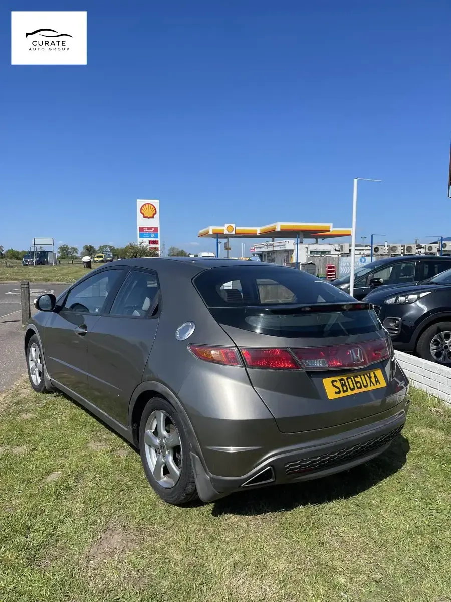 Used Honda Civic ES 138 HP (101 kW) 2006 Grey Hatchback