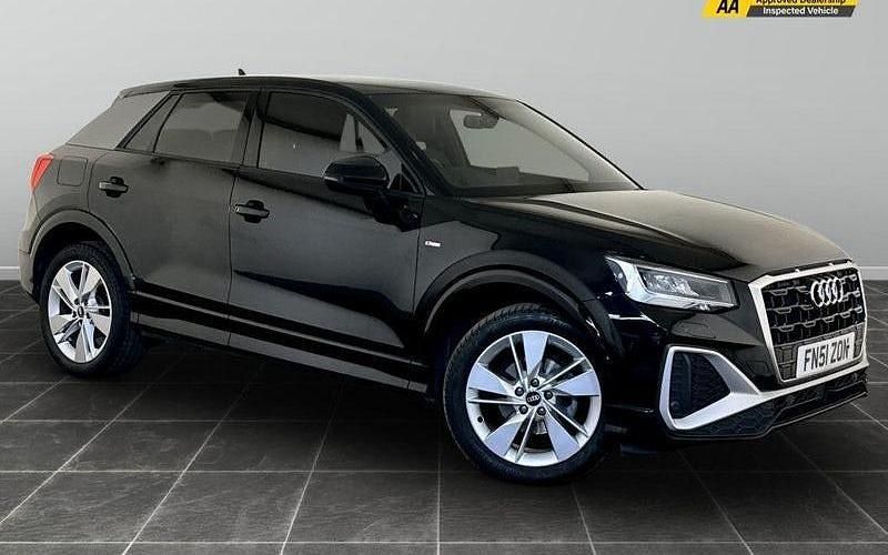 Used 2025 Audi Q2 S-Line SUV | £19,495 (Super price) - Image 1/2