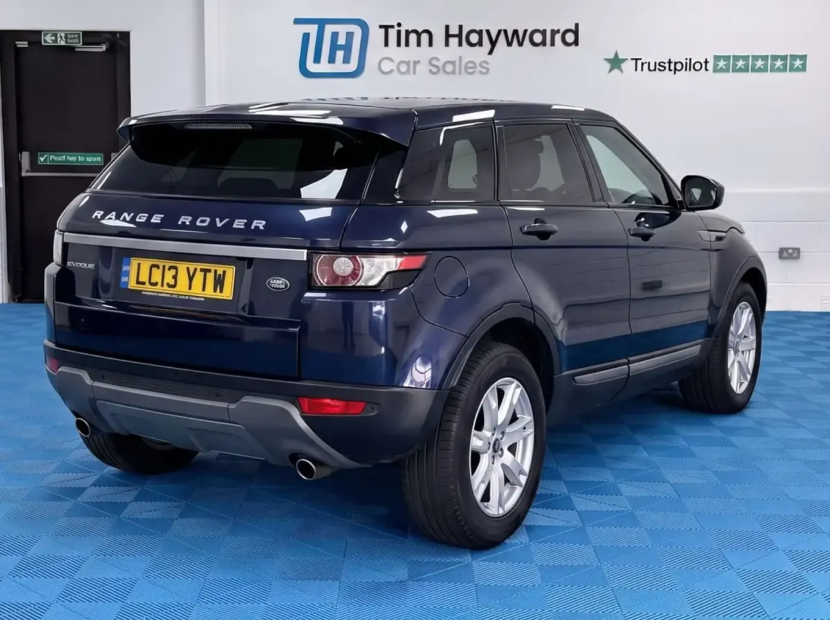 Used Land Rover Range Rover evoque Pure 190 HP (139 kW) 2013 Blue SUV