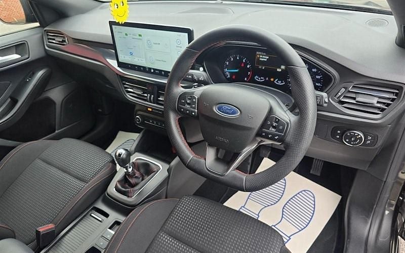 Used Ford Focus ST-Line 155 HP (114 kW) 2023 Hatchback