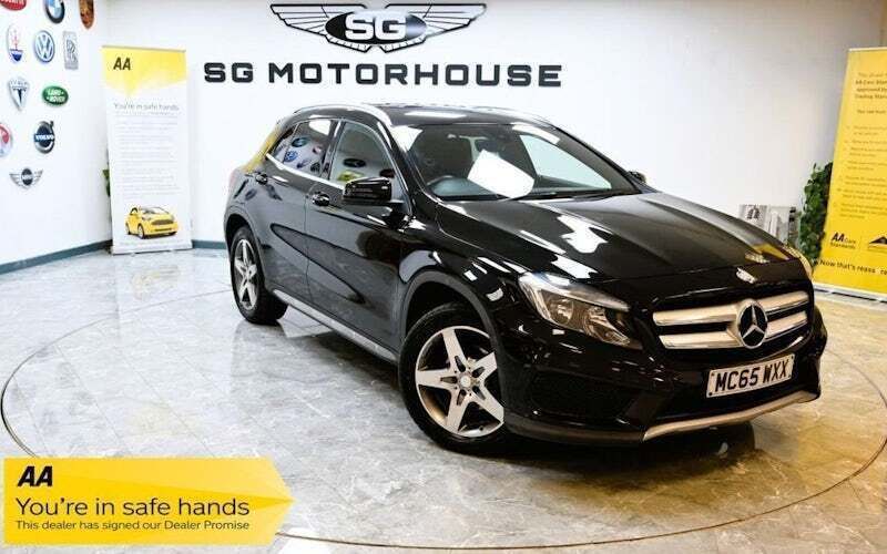 Black Used 2016 Mercedes GLA200 AMG line SUV | £11,895 (Fair price) - Image 1/4