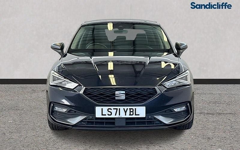 Used Seat Leon FR 110 HP (80 kW) 2023 Blue Hatchback