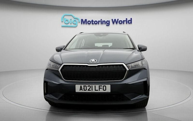 Used Skoda Enyaq iV Suite 150 kW (204 HP) 2021 Grey SUV