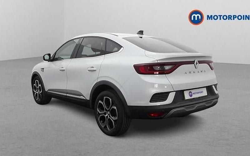 Used Renault Arkana Version S 140 HP (102 kW) 2022 White SUV