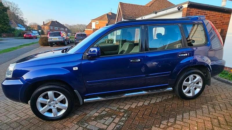 Used Nissan X-Trail 136 HP (100 kW) 2005 Metallic blue SUV