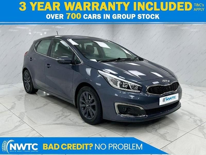 Blue Used 2016 Kia Ceed Hatchback | £11,295 (Expensive) - Image 1/4