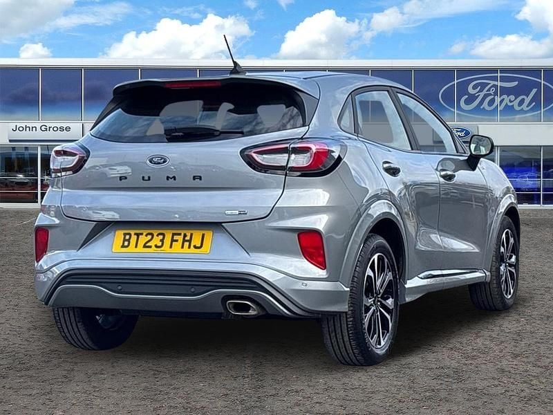 Begagnad Ford Puma ST-Line 2023 Silver SUV