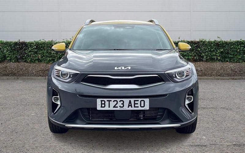 Used Kia Stonic 101 HP (74 kW) 2023 Grey SUV