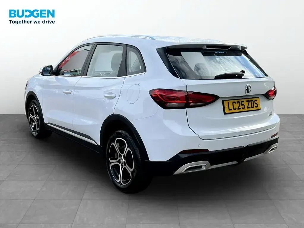 Used MG ZS SE 196 HP (144 kW) 2025 White SUV