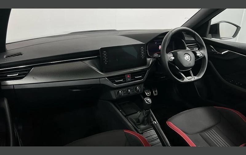 Used Skoda Kamiq Monte Carlo 110 HP (80 kW) 2023 Silver SUV