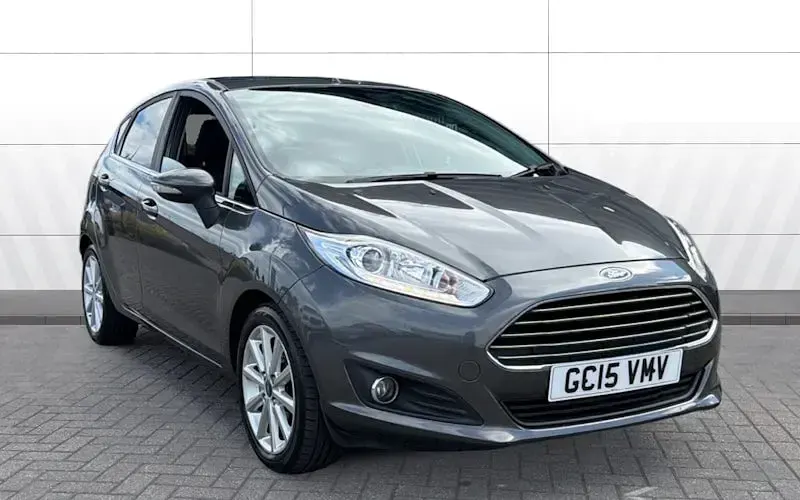 Used Ford Fiesta Titanium 105 HP (77 kW) 2015 Hatchback