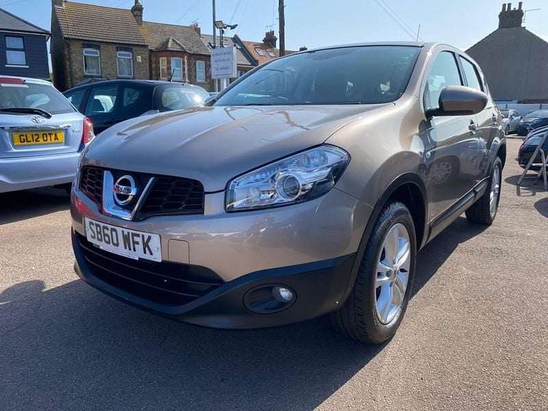 Beige Used 2011 Nissan Qashqai Acenta SUV | £6,495 (Expensive) - Image 1/4