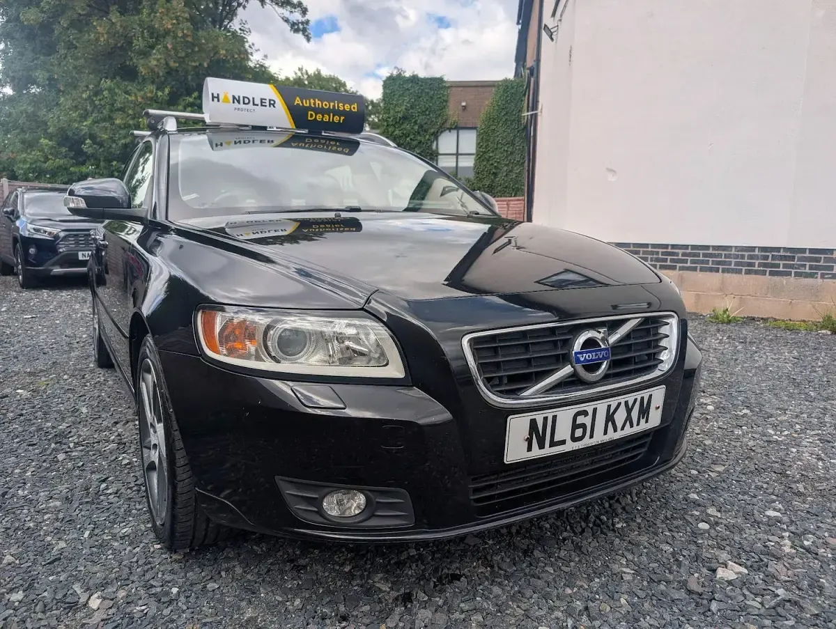 Used Volvo V50 SE 115 HP (84 kW) 2011 Black Estate