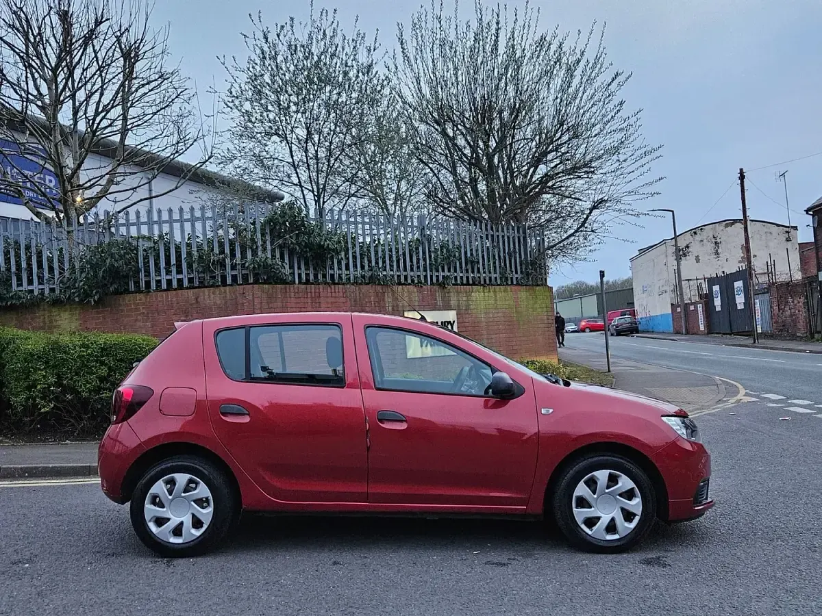 Used Dacia Sandero Ambiance 2017 Red Hatchback