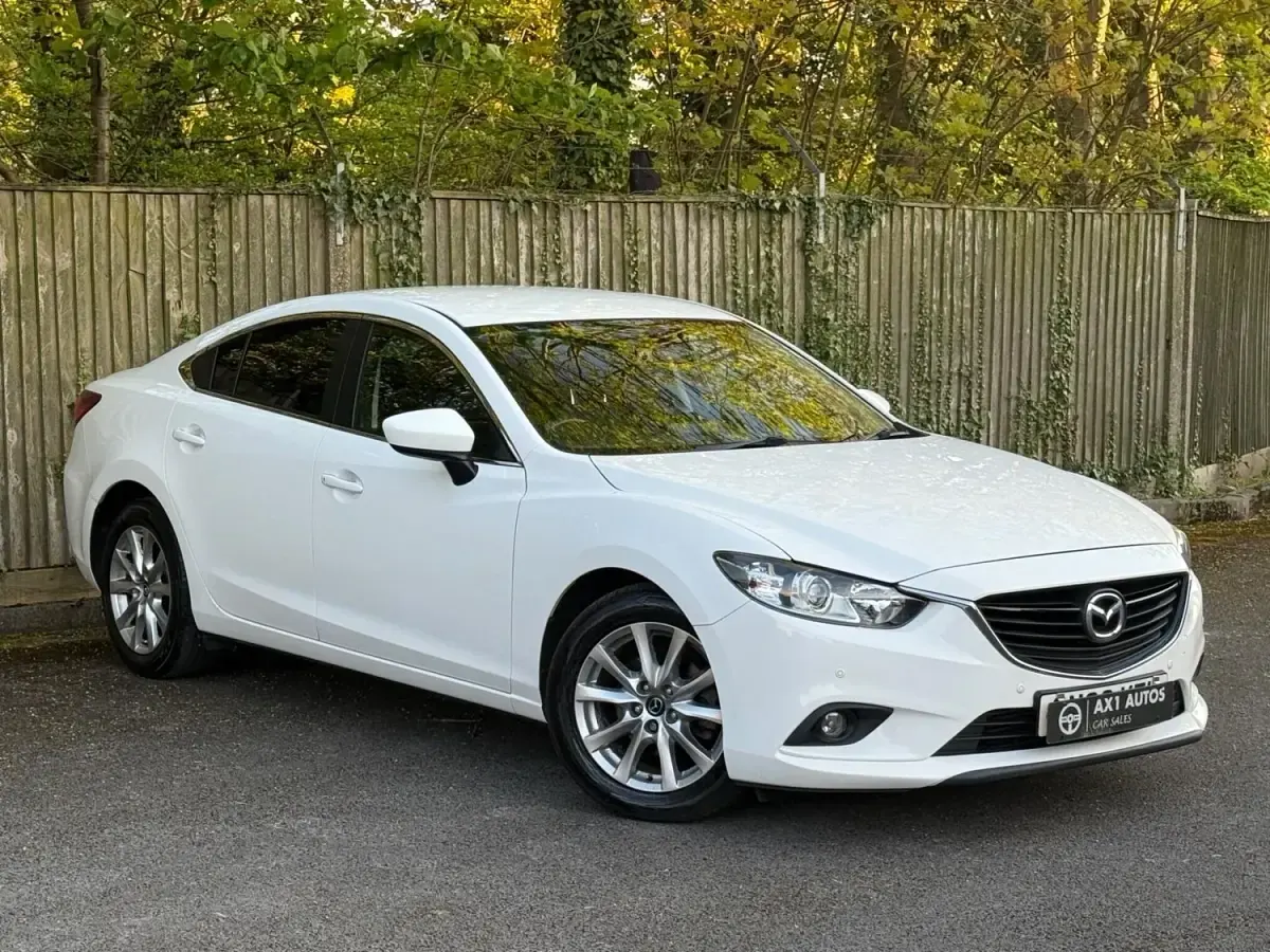 Begagnad Mazda 6 2016 Vit Sedan