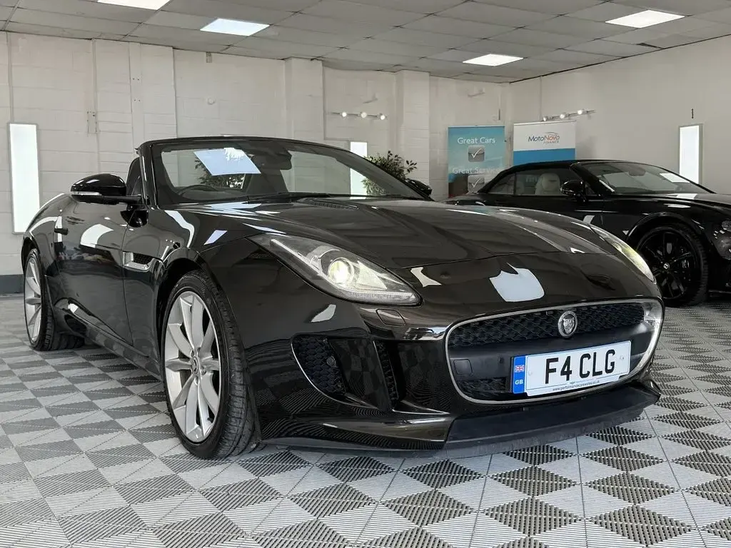 Usado Jaguar F-Type S 340 CV (250 kW) 2014 Negro Descapotable