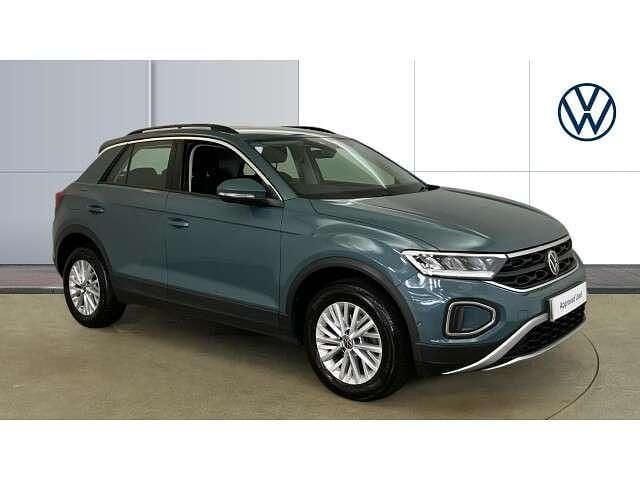 Blue Used 2023 VW T-Roc Life SUV | £18,814 (Fair price) - Image 1/4