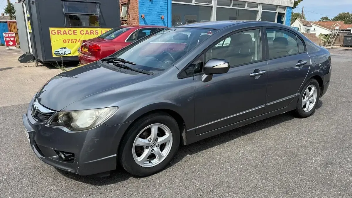 Used Honda Civic ES 110 HP (80 kW) 2009 Silver Sedan