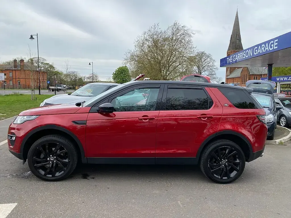 Used Land Rover Discovery 4 HSE 2016 Red SUV