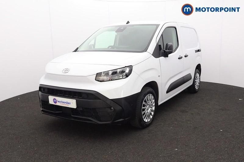 Used Toyota Proace 2025 White MPV