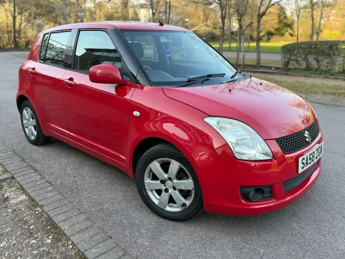 Usado Suzuki Swift GLX 102 HP (75 kW) 2008 Vermelho Citadino