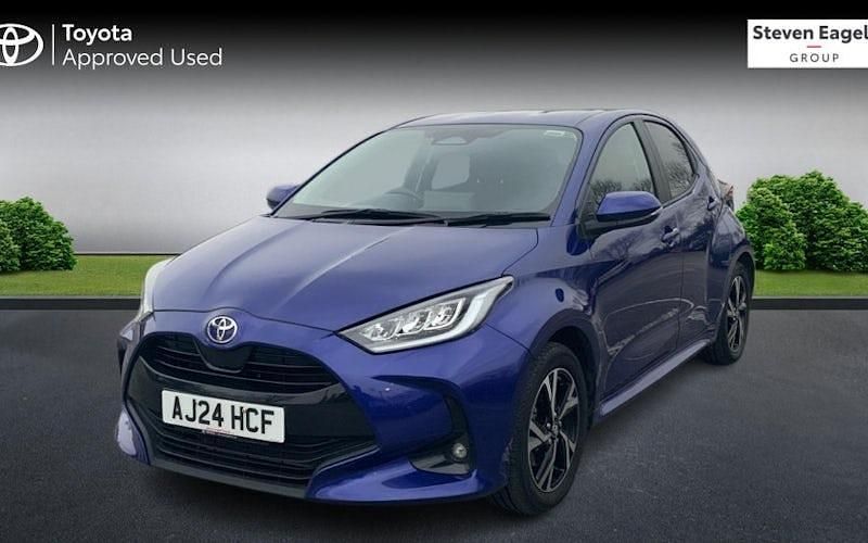 Used Toyota Yaris Hybrid Design 116 HP (85 kW) 2026 Hatchback