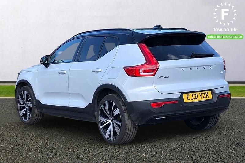 Used Volvo XC40 Plus 300 kW (408 HP) 2021 Silver SUV