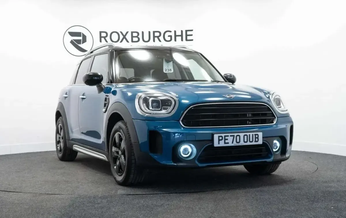 Używany Mini Cooper Countryman Classic 136 KM (100 kW) 2020 Niebieski SUV