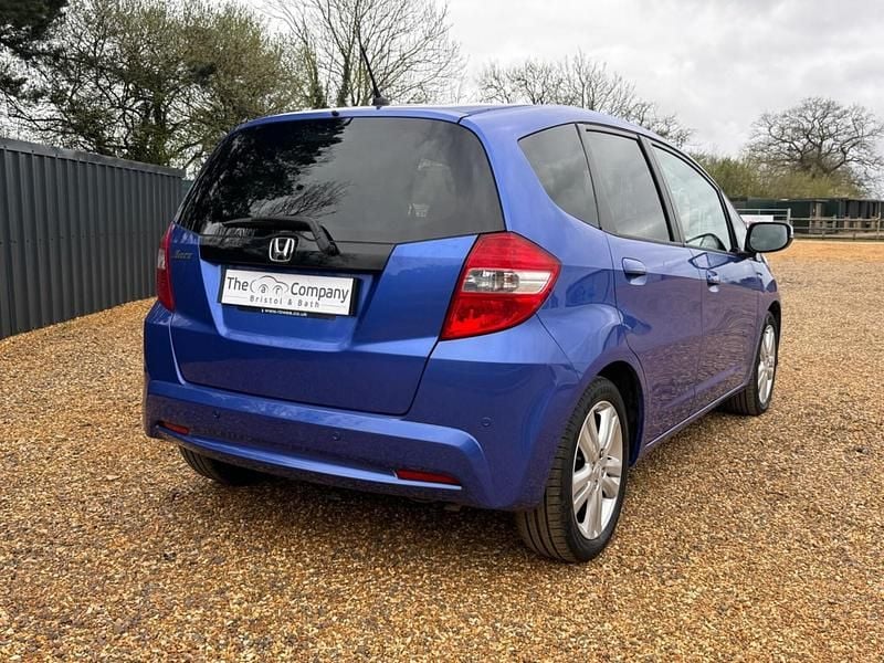 Used Honda Jazz ES 99 HP (72 kW) 2013 Blue Hatchback