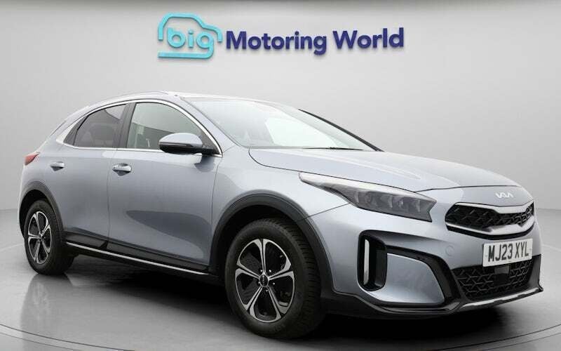 Silver Used 2023 Kia XCeed 3 SUV | £14,700 (Fair price) - Image 1/4