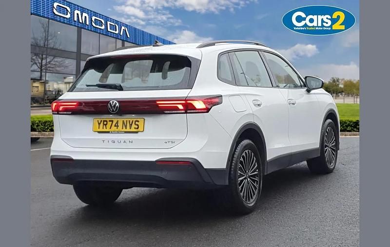 Used VW Tiguan Life 147 HP (108 kW) 2024 White SUV