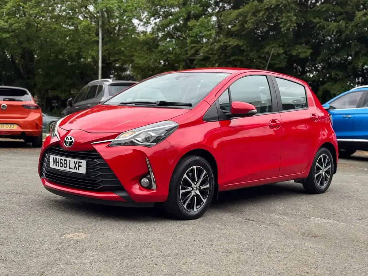 Used Toyota Yaris 2019 Red Hatchback